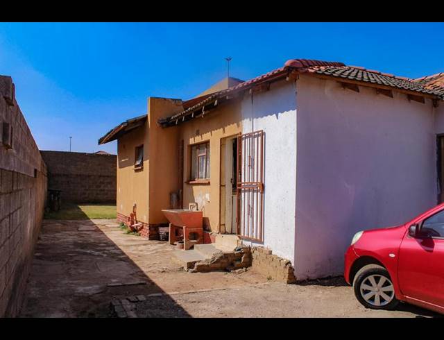 3 BEDROOM HOUSE FOR SALE IN DOBSONVILLE